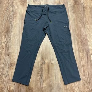 Nike Cropped Leggings